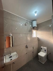 Bathroom Image of 1030 Sq.ft 2 BHK Independent House for rent in Hebbal Kempapura Bengaluru for Rs. 35000