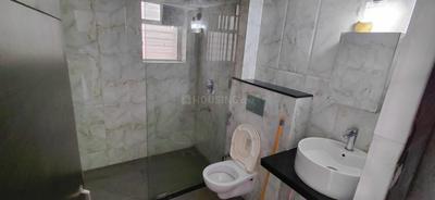 Bathroom Image of 1722 Sq.ft 3 BHK Apartment / Flat for rent in Panjim Goa for Rs. 75000