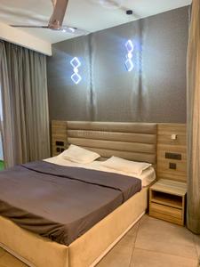 Bedroom Image of 1414 Sq.ft 3 BHK Apartment / Flat for sale in Amrapali Pan Oasis, Sector 70 Noida for Rs. 16400000