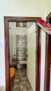 Bathroom Image of 1650 Sq.ft 3 BHK Apartment / Flat for rent in Narayanguda Hyderabad for Rs. 40000