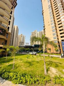 Image of 1950 Sq.ft 3.5 BHK Apartment / Flat for sale in Amrapali Heartbeat City II, Sector 107, Noida for Rs. 23500000