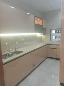 Kitchen Image of 900 Sq.ft 3 BHK Builder Floor for sale in Shalimar Bagh New Delhi for Rs. 16500000