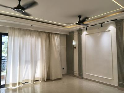 Living Room Image of 2844 Sq.ft 4 BHK Builder Floor for rent in DLF Independent Floors, DLF Phase 3 Gurgaon for Rs. 120000