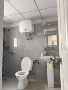 Bedroom Two Image of 1661 Sq.ft 3 BHK Apartment / Flat for rent in RG Luxury Homes Phase 2, Noida Extension Greater Noida for Rs. 35000