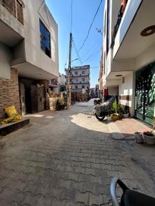 Image of 160 Sq.ft 3 BHK Independent House for sale in Sector 9, Gurgaon for Rs. 2400000