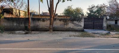 Image of 112 Sq.ft Residential Plot / Land for sale in Sector 52, Noida for Rs. 37500000
