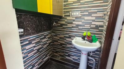 Bathroom Image of 1320 Sq.ft 2 BHK Builder Floor for rent in Peddapadu Kurnool for Rs. 9000