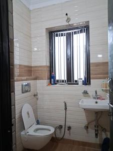 Common Bathroom Image of 909 Sq.ft 3 BHK Builder Floor for sale in Hari Nagar New Delhi for Rs. 8400000