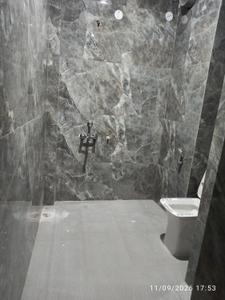 Bathroom Image of 900 Sq.ft 2 BHK Builder Floor for rent in Noida Extension Greater Noida for Rs. 12000