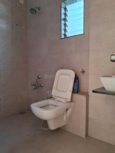 Bathroom Image of 1250 Sq.ft 3 BHK Apartment / Flat for sale in Bhayli Vadodara for Rs. 3990000