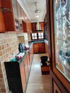 Kitchen Image of 1000 Sq.ft 2 BHK Apartment / Flat for rent in Suleman Chembar Apartment, Colaba Mumbai for Rs. 170000