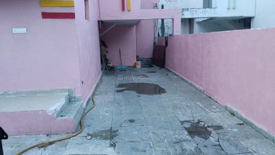 Balcony Image of 3200 Sq.ft 3 BHK Independent House for rent in Vrindavan Yojana Lucknow for Rs. 25000