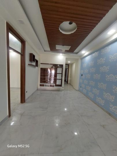 Hall Image of 1070 Sq.ft 2 BHK Apartment / Flat for sale in Sector 70 Noida for Rs. 3261300