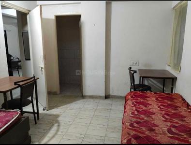 Bedroom Image of NR Girls Hostel in Palasia, Indore