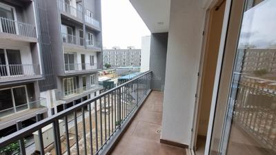 Balcony Image of 1652 Sq.ft 3 BHK Builder Floor for rent in Smartworld Orchard, Sector 61 Gurgaon for Rs. 62000