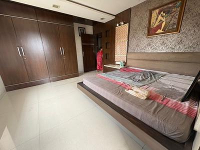 Bedroom Image of 2450 Sq.ft 4 BHK Apartment / Flat for rent in City Light Surat for Rs. 48000