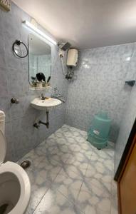 Image of 1300 Sq.ft 3 BHK Apartment / Flat for rent in Andheri West, Mumbai for Rs. 110000
