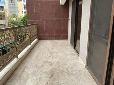 Balcony Image of 2500 Sq.ft 4 BHK Apartment / Flat for rent in Deccan Gymkhana Pune for Rs. 140000