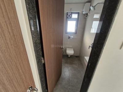Bathroom Image of 960 Sq.ft 2 BHK Apartment / Flat for rent in Ruparel Skygreens I, Kandivali West Mumbai for Rs. 46000