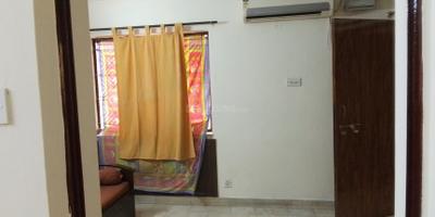 Bedroom Image of 450 Sq.ft 1 BHK Builder Floor for rent in RWA Chittaranjan Park Block B, Chittaranjan Park New Delhi for Rs. 28500