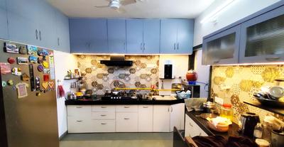 Kitchen Image of 1800 Sq.ft 3 BHK Apartment / Flat for sale in Ambawadi Ahmedabad for Rs. 12000000