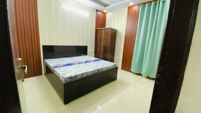 Bedroom Image of 1800 Sq.ft 3 BHK Builder Floor for rent in Model Town New Delhi for Rs. 45000