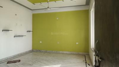Living Room Image of 1800 Sq.ft 2 BHK Independent House for rent in Emaar Gomti Greens, Gomti Nagar Lucknow for Rs. 25000