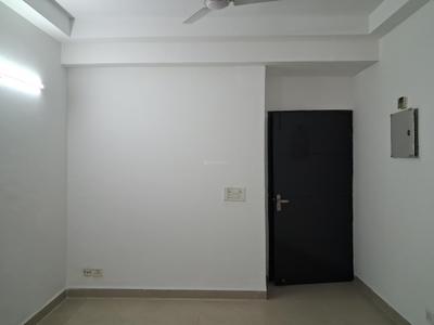 Living Room Image of 950 Sq.ft 2 BHK Apartment / Flat for sale in Amrapali Zodiac, Sector 120 Noida for Rs. 9000000