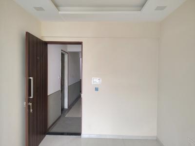 Living Room Image of 998 Sq.ft 2 BHK Apartment / Flat for rent in Hiranandani Estate Winona, Hiranandani Estate Thane for Rs. 45000