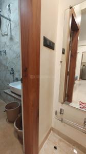 Bathroom Image of 1500 Sq.ft 1 RK Apartment / Flat for rent in Vijay Nagar Indore for Rs. 18000