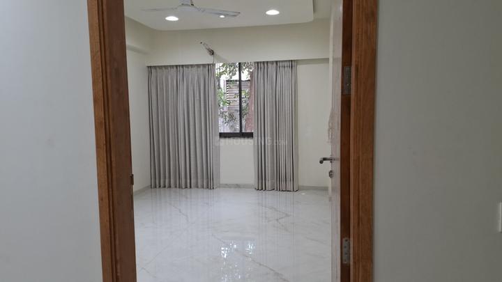 3 BHK Flat Main Image 1