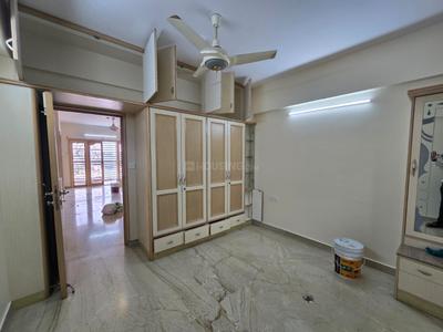 Bedroom Image of 2200 Sq.ft 3 BHK Apartment / Flat for rent in Hoysala Landmark, Sanjaynagar Bengaluru for Rs. 65000