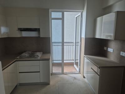 Kitchen Image of 2720 Sq.ft 4 BHK Apartment / Flat for sale in Godrej Meridien, Sector 106 Gurgaon for Rs. 42000000