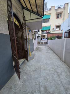 Balcony Image of 1200 Sq.ft 2 BHK Independent House for rent in Sunpharma Road Vadodara for Rs. 24000