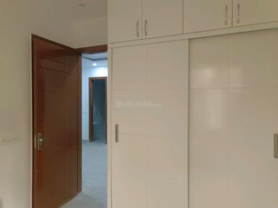 Bedroom Image of 1200 Sq.ft 3 BHK Builder Floor for sale in Swaraj Homes H Block RWA Ashok Vihar, Ashok Vihar New Delhi for Rs. 18500000
