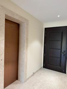 Bedroom Image of 3100 Sq.ft 4 BHK Apartment / Flat for rent in Mahima Mansion Royale, Jagatpura Jaipur for Rs. 170000