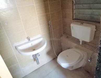 Bathroom Image of 430 Sq.ft 1 BHK Apartment / Flat for sale in DB Ozone, Dahisar East Mumbai for Rs. 5000000