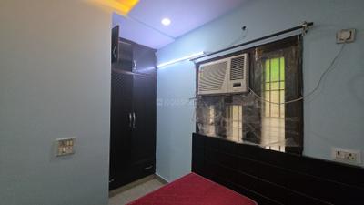 Bedroom Image of 400 Sq.ft 1 BHK Builder Floor for rent in Pitampura New Delhi for Rs. 22900