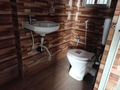 Bathroom Image of 950 Sq.ft 2 BHK Apartment / Flat for sale in Keshtopur Kolkata for Rs. 3200000