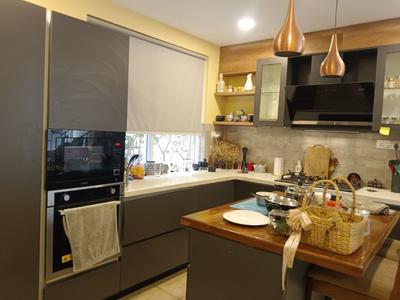 Kitchen Image of 3004 Sq.ft 3.5 BHK Villa for sale in  Sarjapur Railway Mens Cghs Layout, Sarjapur Bengaluru for Rs. 42500000