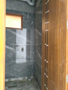 Common Bathroom Image of 1600 Sq.ft 4 BHK Builder Floor for sale in Vasundhara Ghaziabad for Rs. 17800000