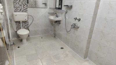 Image of 1950 Sq.ft 2 BHK Builder Floor for rent in DLF Phase 1, Gurgaon for Rs. 65000