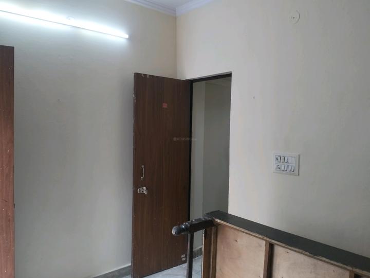 Block D, Laxmi Nagar Bedroom 1