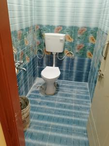 Bathroom Image of 800 Sq.ft 2 BHK Builder Floor for rent in Varthur Bengaluru for Rs. 15000