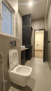 Bathroom Image of 1000 Sq.ft 3 BHK Builder Floor for rent in Sector 50 Gurgaon for Rs. 60000