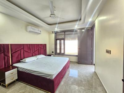 Bedroom Image of 1800 Sq.ft 3 BHK Independent House for rent in Vasant Kunj New Delhi for Rs. 57000