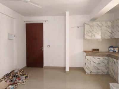 Living Room Image of 700 Sq.ft 3 BHK Apartment / Flat for sale in ROF Amaltas, Sector 92 Gurgaon for Rs. 7500000
