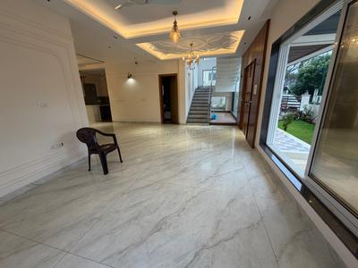 Hall Image of 3000 Sq.ft 4 BHK Independent House for sale in Parshwapuram Lonavala for Rs. 44900000