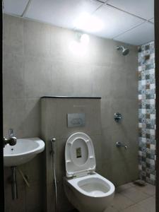 Common Bathroom Image of 1231 Sq.ft 2.5 BHK Apartment / Flat for sale in Shapoorji Pallonji Vanaha, Bavdhan Pune for Rs. 10500000