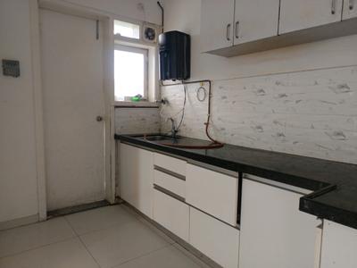 Kitchen Image of 810 Sq.ft 1.5 BHK Apartment / Flat for sale in Amanora Gold Towers, Hadapsar Pune for Rs. 8500000